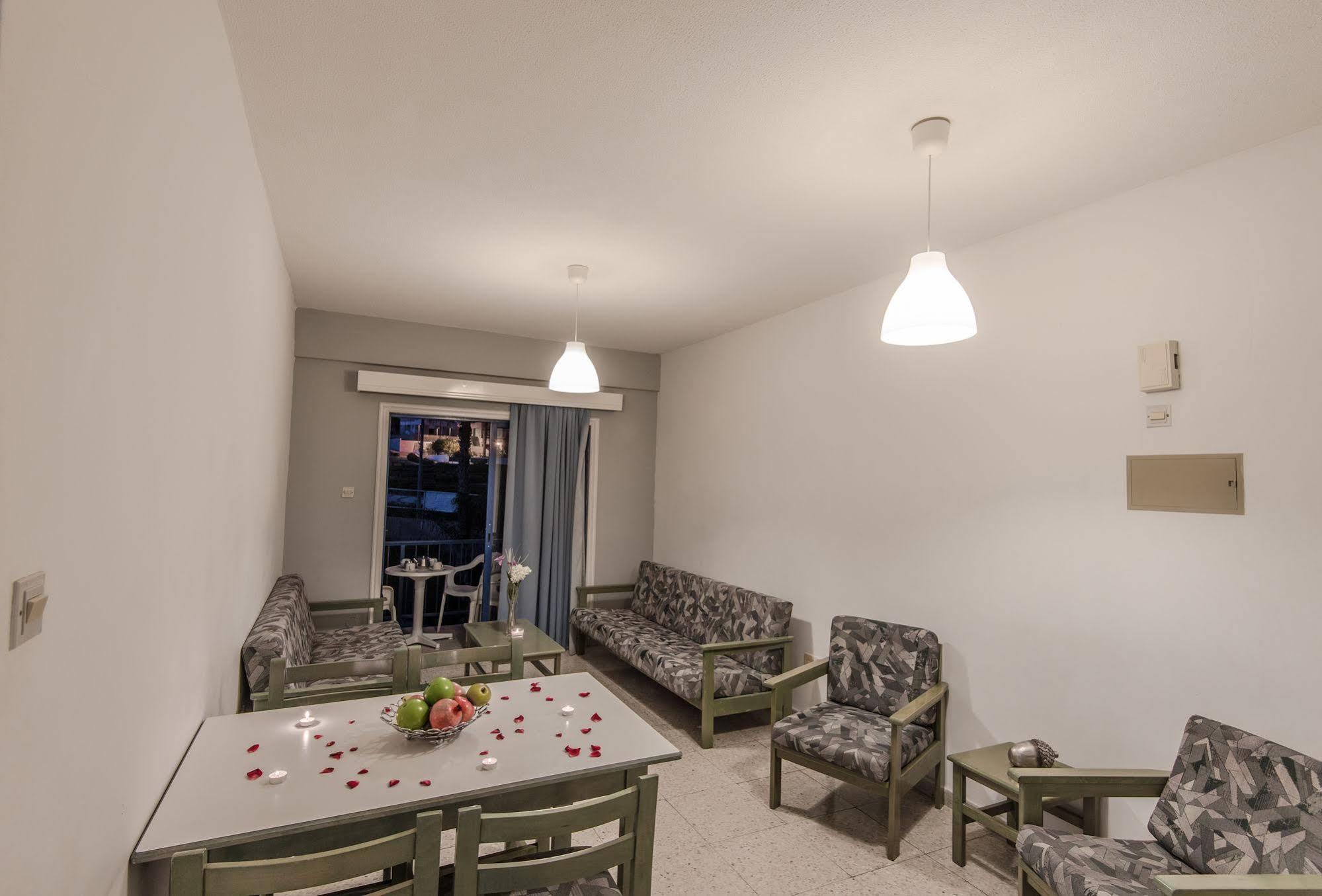 איה נאפה Cordelia Hotel Apartments מראה חיצוני תמונה